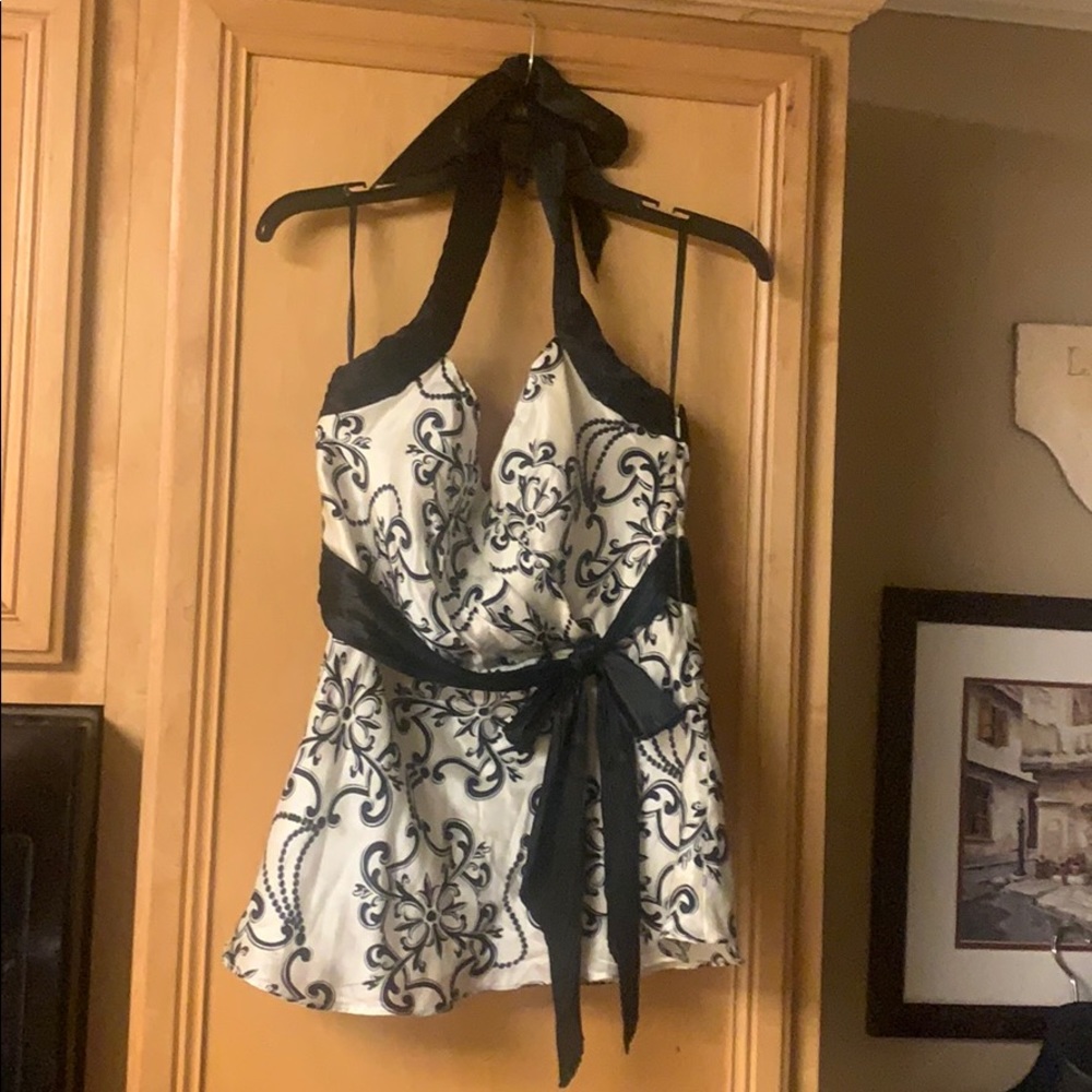 White House Black Market Size 2 Camisole Tank